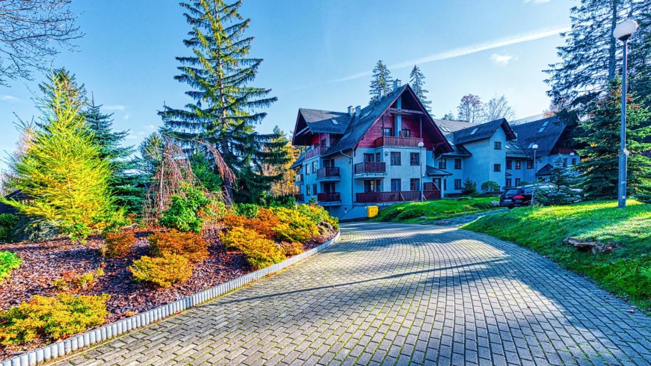 Apartament Pod Swierkami Z Prywatna Sauna - 5D Apartments Karpacz Exteriör bild
